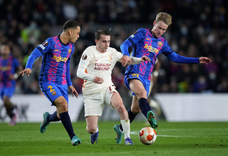 Barcelona star contemplating U-Activate Man United transfer