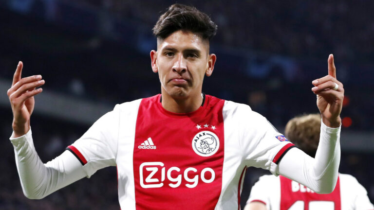 Chelsea trying to take switch spend to over £300m with Ajax midfielder
