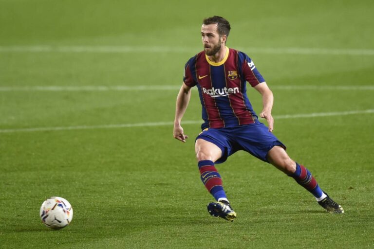 Barcelona set to financial institution over €3m as outcast sale seems set to undergo