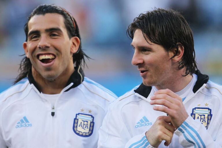 Carlos Tevez did not contact Lionel Messi after World Cup win